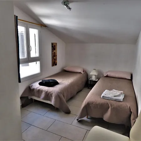 La Lumineuse-meuble De Tourisme 3 Etoiles-garage Optionnel Beziers