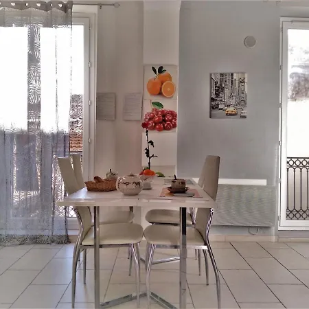 La Lumineuse-meuble De Tourisme 3 Etoiles-garage Optionnel Apartment *